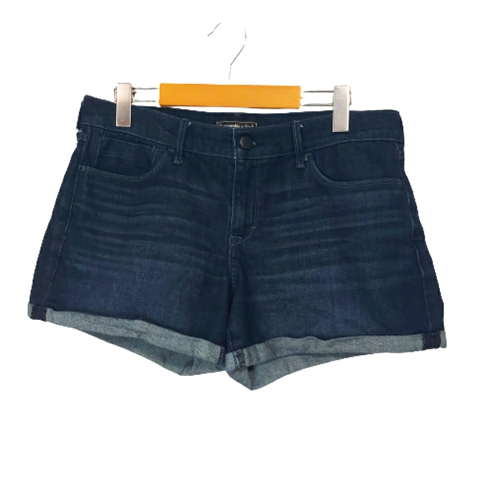 Abercrombie & Fitch Jean Shorts Size 28